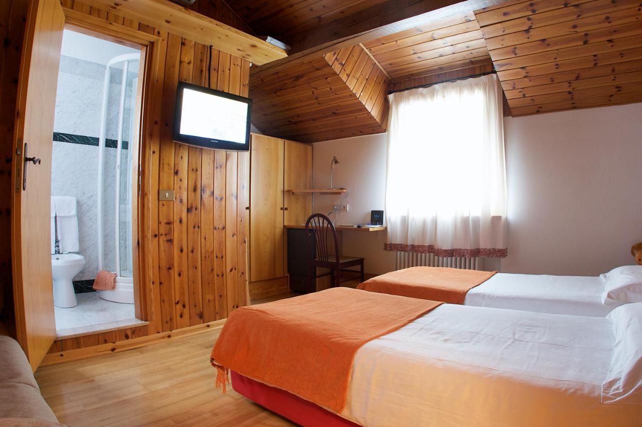 Locanda San Lorenzo Puos dʼAlpago Extérieur photo